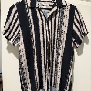 Zara Men's Casual Black and Cream Striped Shirt